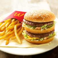 【悲報】断食していたクリスチャン、マクドナツドの広告で誘惑に耐えきれずハンバーガーを食べてしまう!→マクドナルドを提訴!「、、、神様はそんなこと求めてないと思います。」 【悲報】断食していたクリスチャン、マクドナツドの広告で誘惑に耐えきれずハンバーガーを食べてしまう!→マクドナルドを提訴!「、、、神様はそんなこと求めてないと思います。」