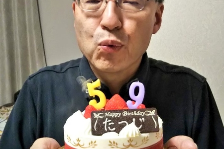 誕生日に「妻と二人でレストランで食事」翌日謝罪しなければならない日本の現状