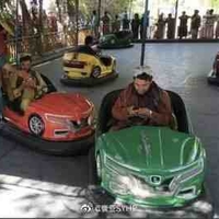 【動画】タリバン 侵略した遊園地でゴーカートやメリーゴーランドで遊びまくる!「娯楽禁止のタリバンが遊園地で遊んでる(笑)」 【動画】タリバン 侵略した遊園地でゴーカートやメリーゴーランドで遊びまくる!「娯楽禁止のタリバンが遊園地で遊んでる(笑)」