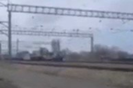 ロシア軍 ついに装甲列車を投入! 占領下にあるメリトポリ市で走行「思ってたのと違う」まとめのカテゴリ一覧まとめまとめについて関連サイト一覧