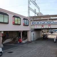 【人身事故】阪急神戸線 阪急芦屋川駅で人身事故！「運転士さんが急ブレーキをかけるもそのまま衝突、私は衝突の瞬間下を向いていました。」