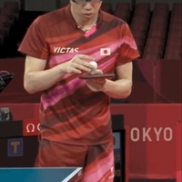 【動画】東京五輪 卓球混合ダブルス 水谷、伊藤ペア「ボールに息吹きかけ」「台で手をふいた」ルール違反疑惑!「チャイニーズが水谷が球に息吹きかけた、ルール違反だとか言ってるけどお前らの応援団のほうがよっぽどルール違反だから安心しろ」 【動画】東京五輪 卓球混合ダブルス 水谷、伊藤ペア「ボールに息吹きかけ」「台で手をふいた」ルール違反疑惑!「チャイニーズが水谷が球に息吹きかけた、ルール違反だとか言ってるけどお前らの応援団のほうがよっぽどルール違反だから安心しろ」