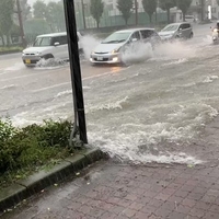 動画 台風前のゲリラ豪雨 熊本市で道路が冠水 台風上陸する前から熊本どえらい雨だな はません冠水しとるやんけ ひよこちゃんねる