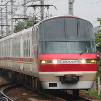 名鉄名古屋本線 牛田駅で人身事故 やばい レスキューやら救急車やらパトカーがいっぱい来てる