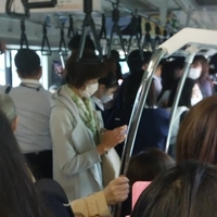 【車内トラブル】中央線 中野〜新宿駅間で急停止！「マジでライブのモッシュどころじゃない圧縮…ちょー怖えかった…」