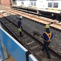 【線路陥没】西武新宿線 西武新宿駅で線路陥没!「6分ほど遅れて発車。陥没してても通れるんですね。。。」 【線路陥没】西武新宿線 西武新宿駅で線路陥没!「6分ほど遅れて発車。陥没してても通れるんですね。。。」