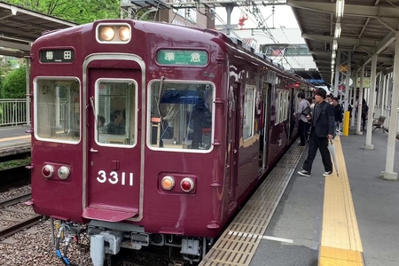 【阪急京都本線】西院駅〜西京極駅で人身事故「バキバキバキってなにか巻き込んだ」まとめのカテゴリ一覧まとめまとめについて関連サイト一覧