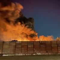 【火災】千葉市若葉区下泉で火事発生!「通勤途中、沿道で火事があったみたいで渋滞に巻き込まれ中。」 【火災】千葉市若葉区下泉で火事発生!「通勤途中、沿道で火事があったみたいで渋滞に巻き込まれ中。」